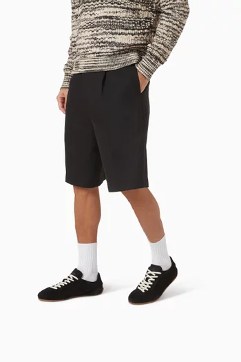 Daze Runner Sneakers in Suede