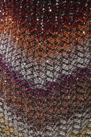 لباس سباحة قطعة واحدة مطرز بالترتر