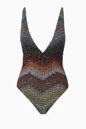 لباس سباحة قطعة واحدة مطرز بالترتر