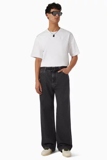 تي شيرت برقعة شعار الماركة قطن