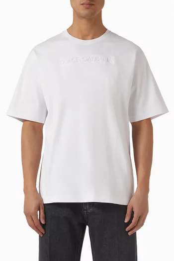 تي شيرت برقعة شعار الماركة قطن