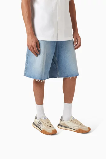 سنيكرز رياضي أسفل الكاحل