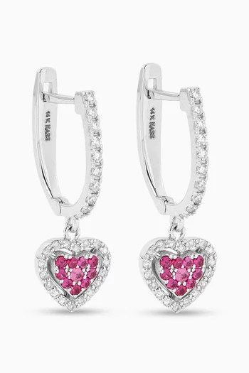 أقراط هاجي على شكل قلب مرصعة بماس وياقوت ذهب أبيض عيار 14