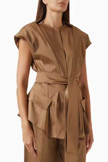 فيست بحزام قابل للربط على الخصر