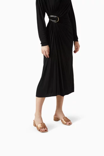 حذاء باروكو مفتوح من الخلف بكعب 45 مم جلد لامع مجدول