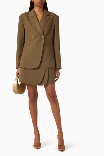 جاكيت ياسرانا بصفي أزرار