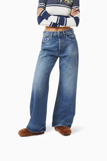 حذاء بوسطن مفتوح من الخلف بإبزيم كبير فرو