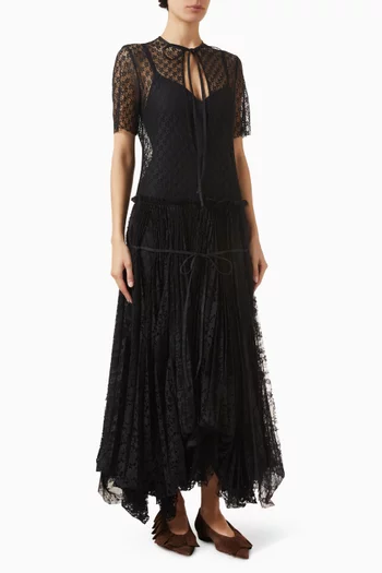 فستان دانتيل شفاف