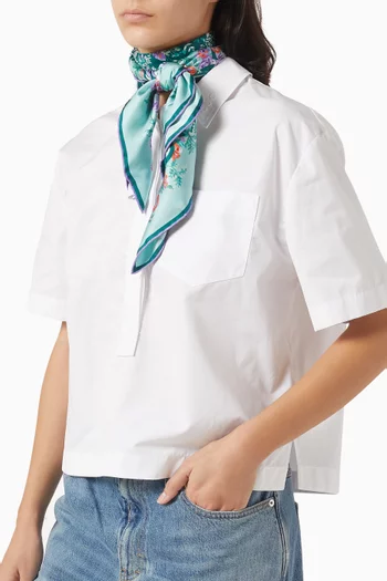 وشاح بنقشة زهور وشعار حرفي GG‏ متداخلين حرير تويل