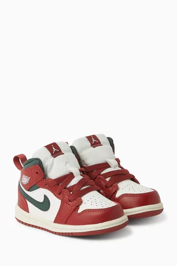 Jordan 1 Mid Sneakers