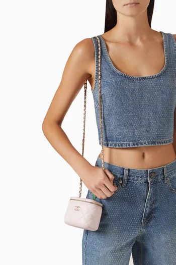 حقيبة مستحضرات تجميل غير مستعملة