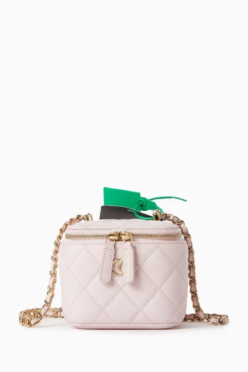 حقيبة مستحضرات تجميل غير مستعملة