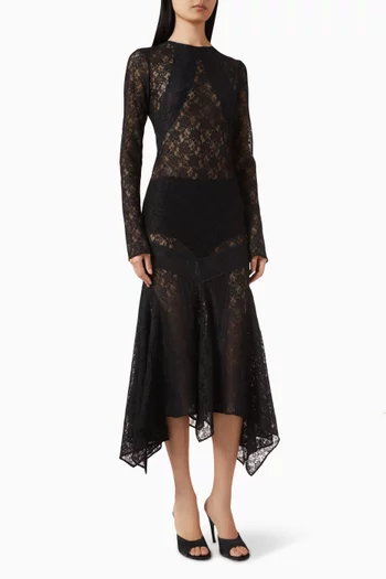 فستان بظهر مكشوف دانتيل