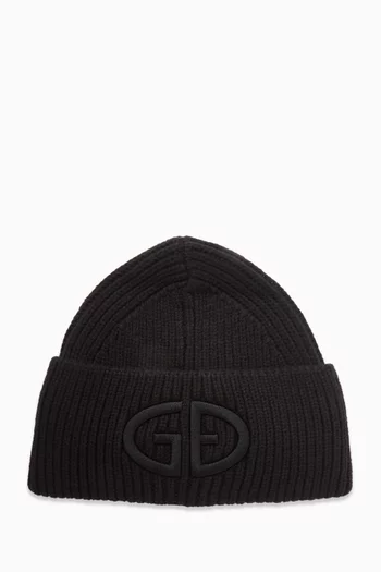 قبعة بيني فاليري منسوجة بشعار الماركة بملمس بارز