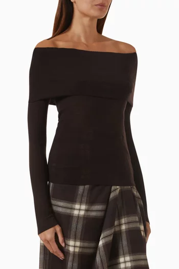 بلوزة صوف مارينو بفتحة رقبة بأكتاف مكشوفة