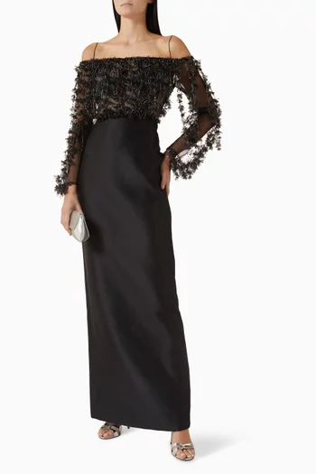 فستان سهرة ايفيت مزين بتطريزات تول وتفتا