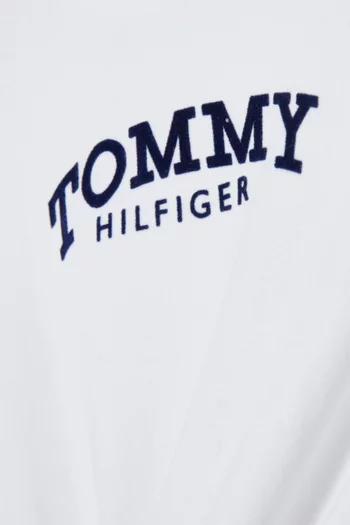 تي شيرت بطبعة شعار الماركة قطن