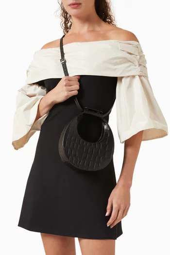 حقيبة جود نايت ميني بتصميم نصف دائري جلد بنقشة جلد التمساح