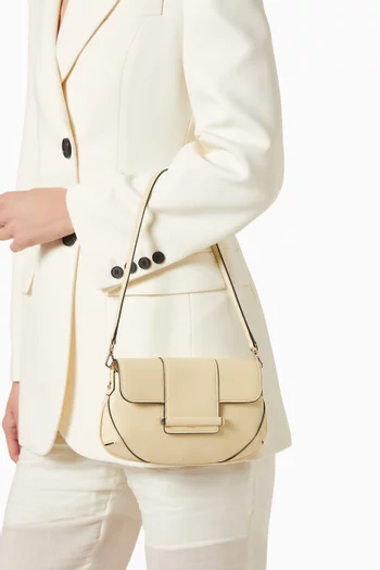 Bar Chain Wallet in Leather