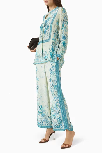 طقم متناسق بنقشة