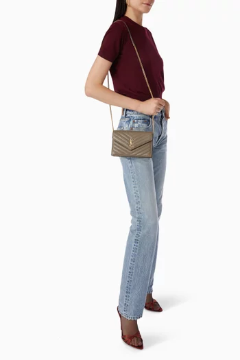 حقيبة صغيرة بتصميم ظرف بشعار كاسندر وسلسلة جلد