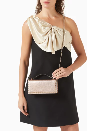 محفظة بحلي هرمية جلد عجل لامع