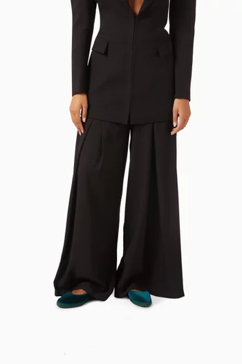 Leonor Mary Jane Flats in Velvet