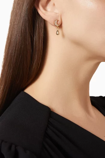 أقراط صغيرة بتصميم هلال مرصعة بكريستالات معدن مطلي بالذهب عيار 18