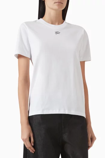 تي شيرت مطرز بحروف شعار الماركة قطن وجيرسيه