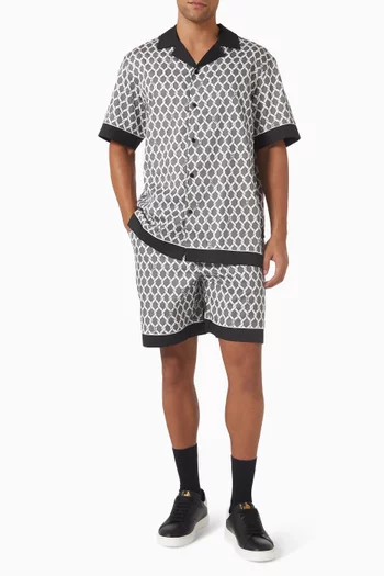 شورت بنقشة حبال