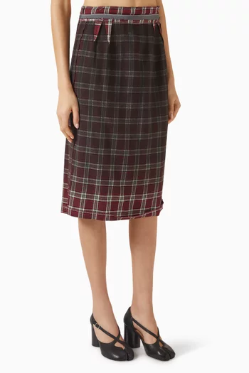 تنورة بنقشة مربعات بلون باهت صوف