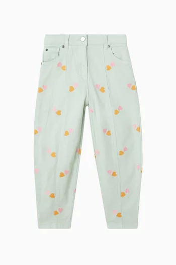 بنطال جينز مطرز بقلوب