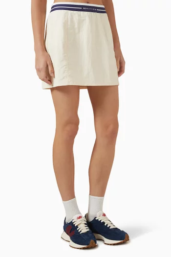 تنورة أفانت قصيرة