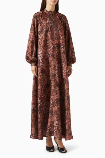 فستان بقصة واسعة ونقشة حرير