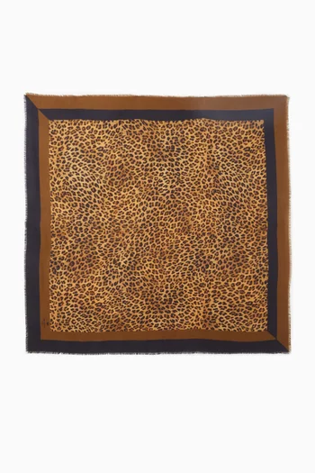 وشاح بنقشة شعار الماركة صوف وحرير