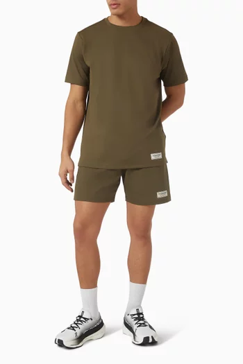 تي شيرت بقصة عادية قماش سوفتسكين 100