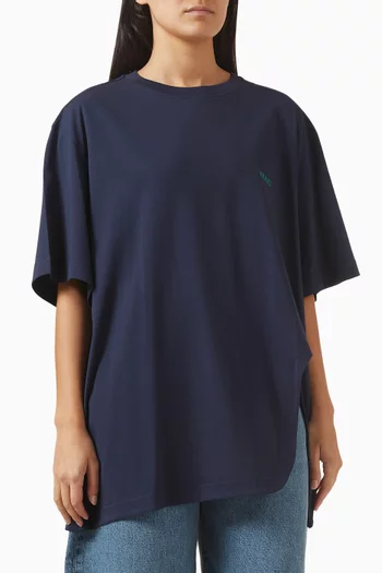Curved Slit-hem T-shirt