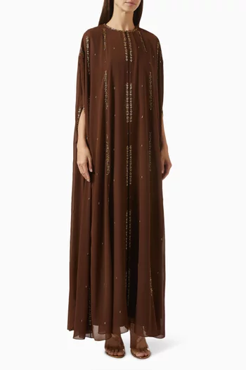 قفطان بكاب وتطريزات بالخرز