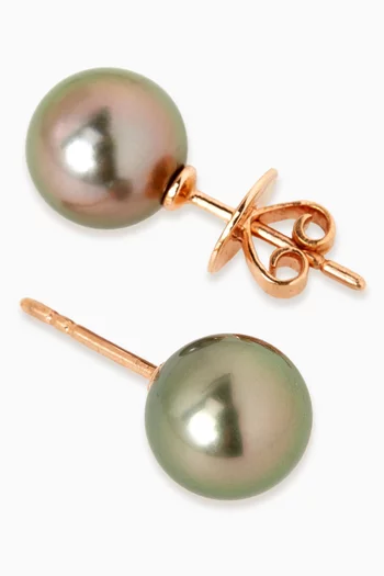 Akila Keshi Pearl Stud Earrings in 18kt Gold