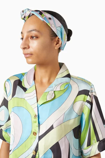 وشاح للرأس بنقشة