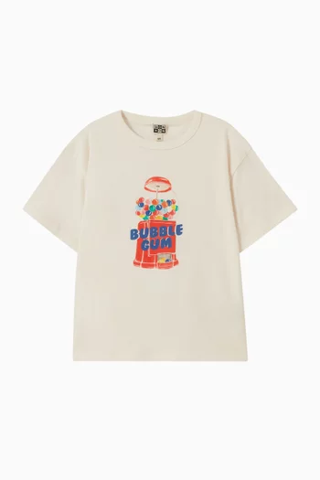 تي شيرت بفتحة رقبة مستديرة وطبعة