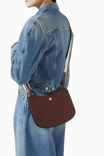 Épure Crossbody Bag in Leather