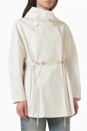 معطف بغطاء رأس