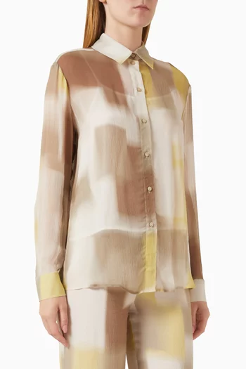 قميص مزين بنقشة