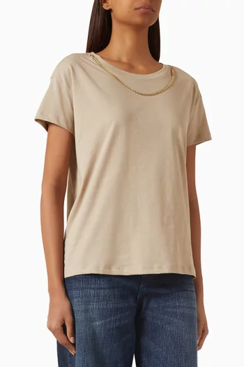 تي شيرت مزين بسلسلة