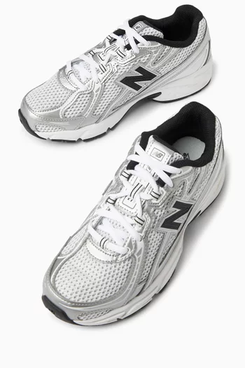 سنيكرز 740 برباط قماش شبكي