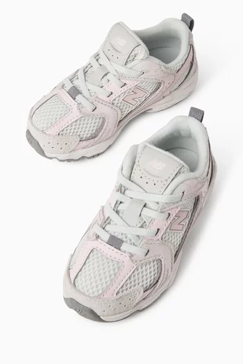 530 Sneakers in Mesh