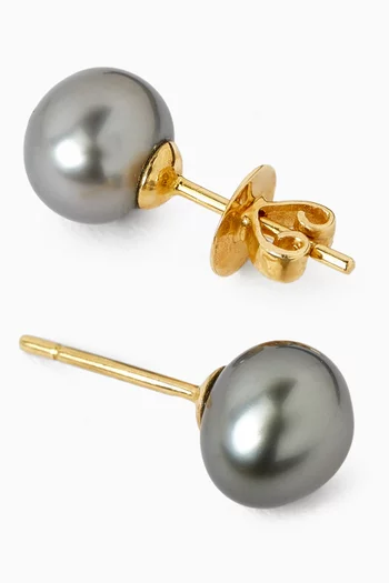 Pearl Stud Earrings in 18kt Yellow Gold