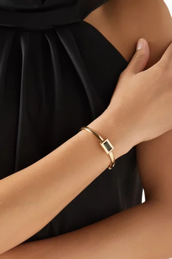 سوار ساتين مرصع بحجر زمرد ذهب أصفر عيار 18