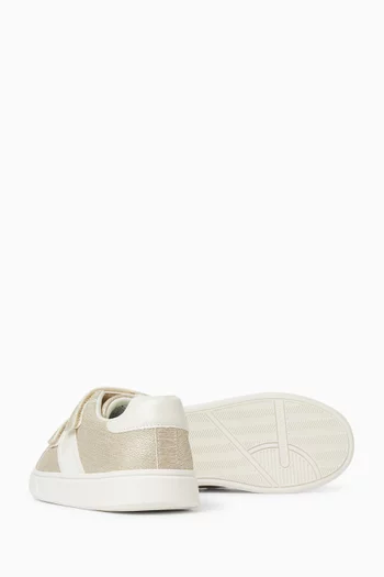 Flag Low Cut Velcro Strap Sneakers